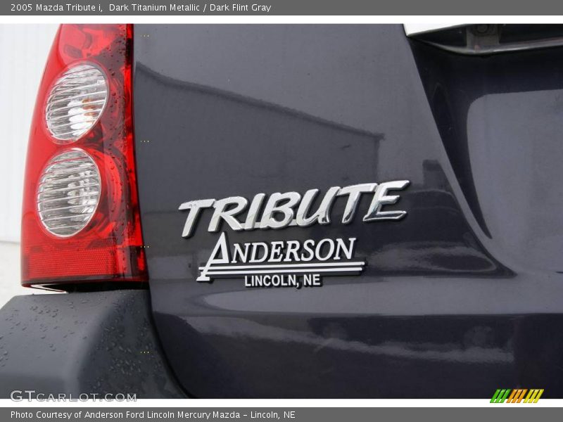Dark Titanium Metallic / Dark Flint Gray 2005 Mazda Tribute i