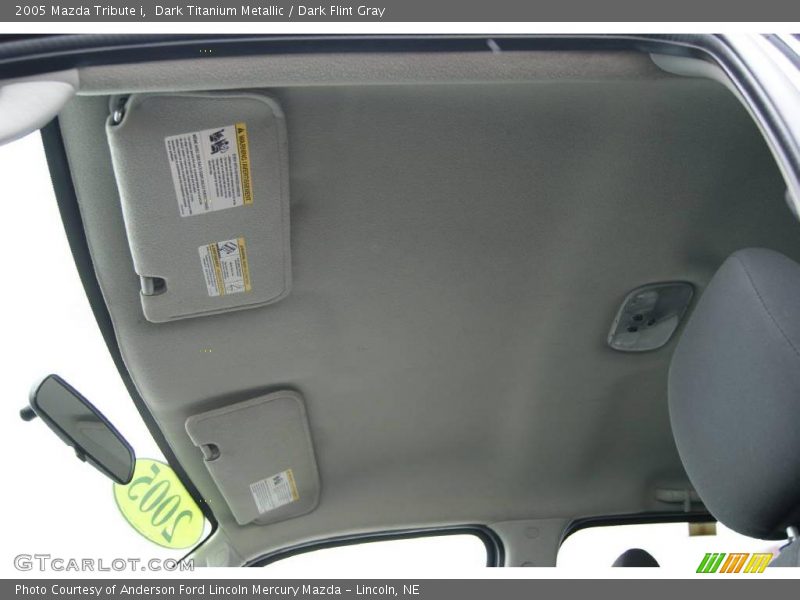 Dark Titanium Metallic / Dark Flint Gray 2005 Mazda Tribute i