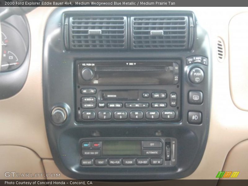 Medium Wedgewood Blue Metallic / Medium Prairie Tan 2000 Ford Explorer Eddie Bauer 4x4