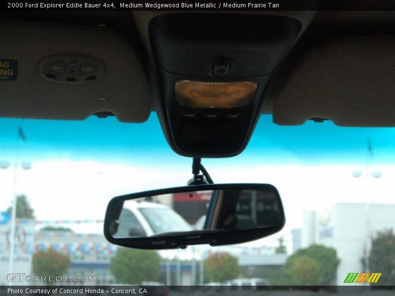 Medium Wedgewood Blue Metallic / Medium Prairie Tan 2000 Ford Explorer Eddie Bauer 4x4