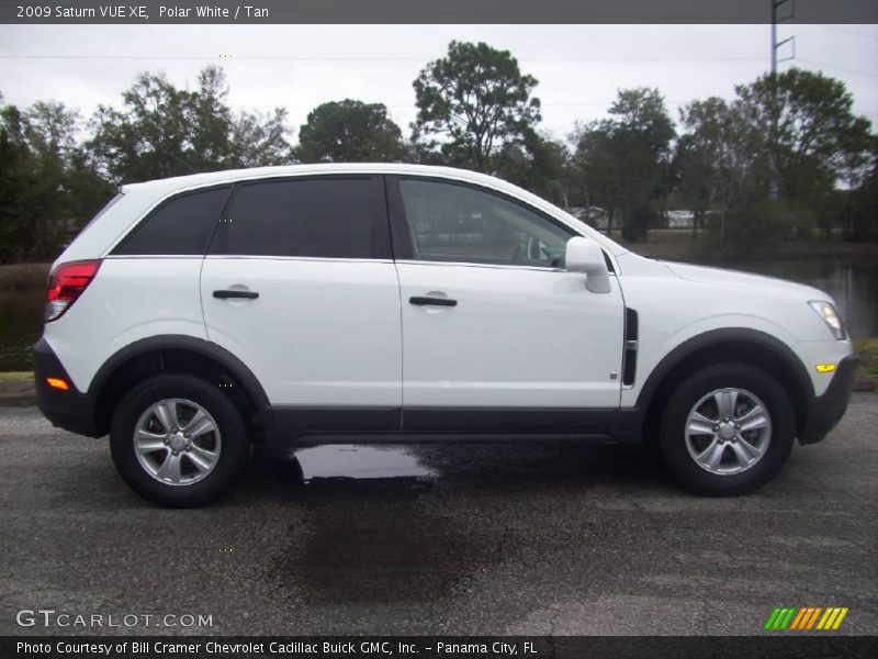 Polar White / Tan 2009 Saturn VUE XE