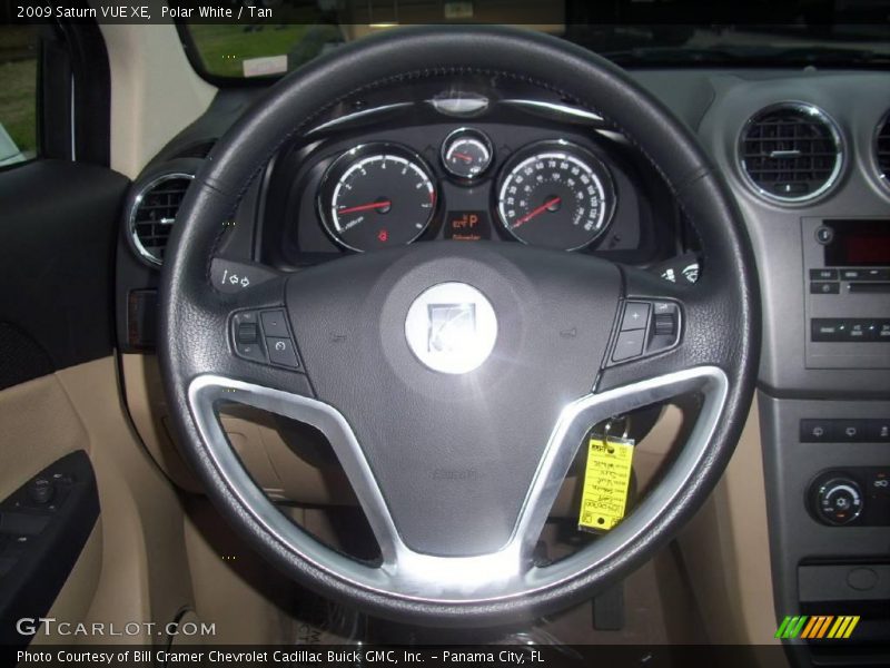 Polar White / Tan 2009 Saturn VUE XE