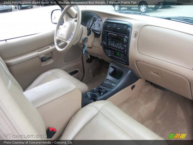 Medium Wedgewood Blue Metallic / Medium Prairie Tan 2000 Ford Explorer Eddie Bauer 4x4