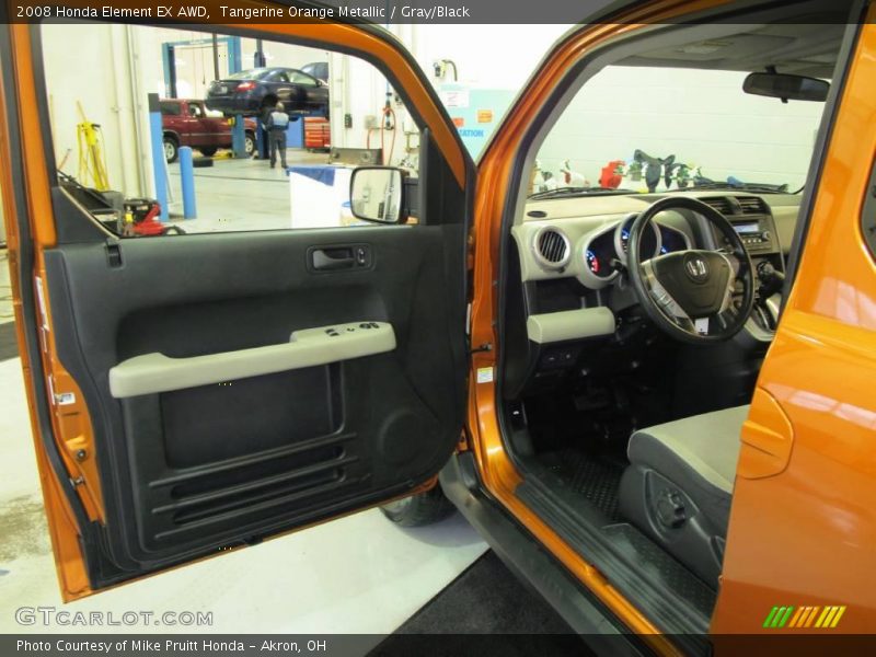 Tangerine Orange Metallic / Gray/Black 2008 Honda Element EX AWD