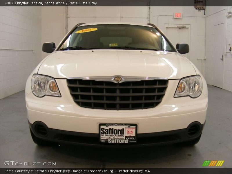 Stone White / Pastel Slate Gray 2007 Chrysler Pacifica