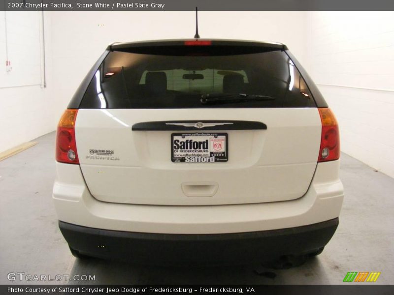 Stone White / Pastel Slate Gray 2007 Chrysler Pacifica