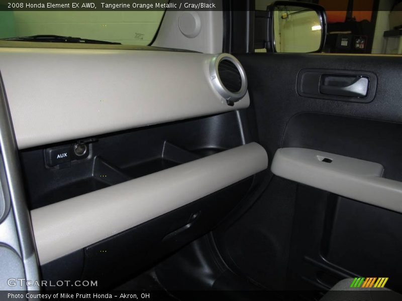 Tangerine Orange Metallic / Gray/Black 2008 Honda Element EX AWD