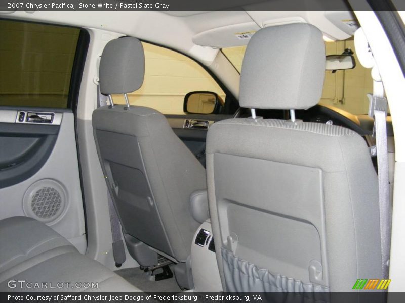 Stone White / Pastel Slate Gray 2007 Chrysler Pacifica