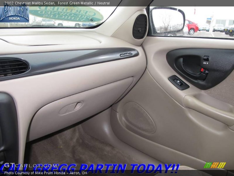 Forest Green Metallic / Neutral 2002 Chevrolet Malibu Sedan