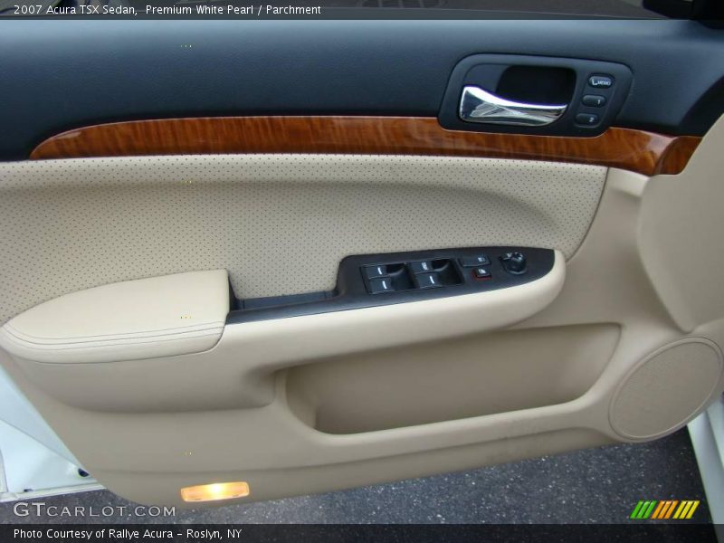 Premium White Pearl / Parchment 2007 Acura TSX Sedan