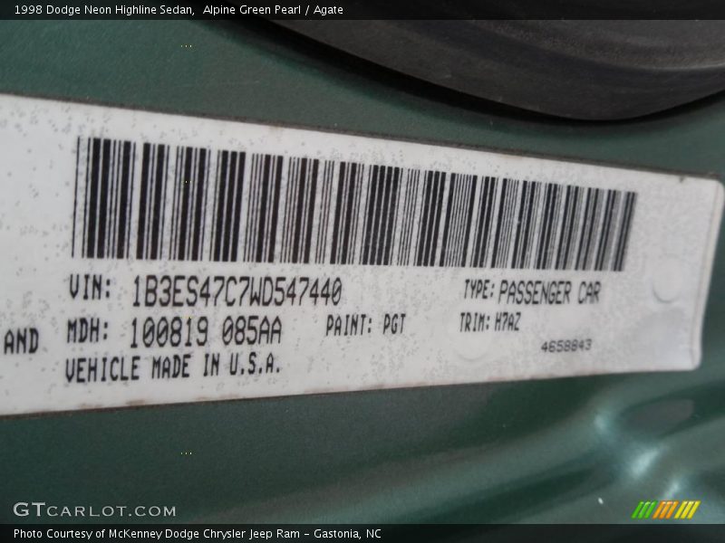 Alpine Green Pearl / Agate 1998 Dodge Neon Highline Sedan