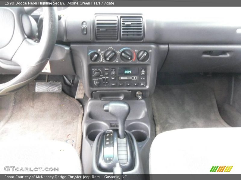 Alpine Green Pearl / Agate 1998 Dodge Neon Highline Sedan