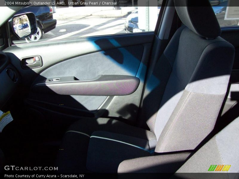 Urban Gray Pearl / Charcoal 2004 Mitsubishi Outlander LS AWD