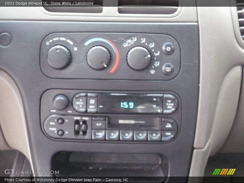 Stone White / Sandstone 2001 Dodge Intrepid SE