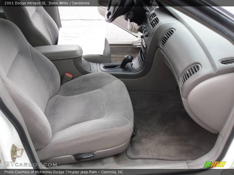 Stone White / Sandstone 2001 Dodge Intrepid SE