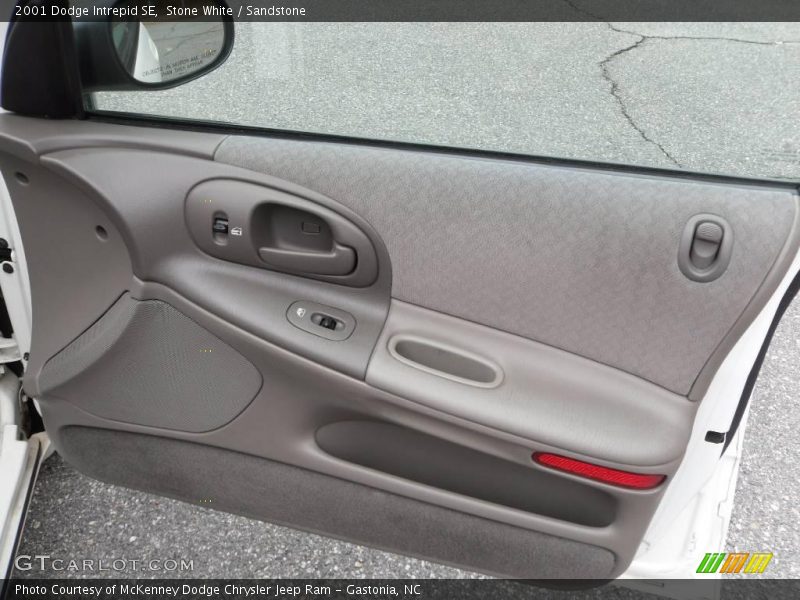 Stone White / Sandstone 2001 Dodge Intrepid SE