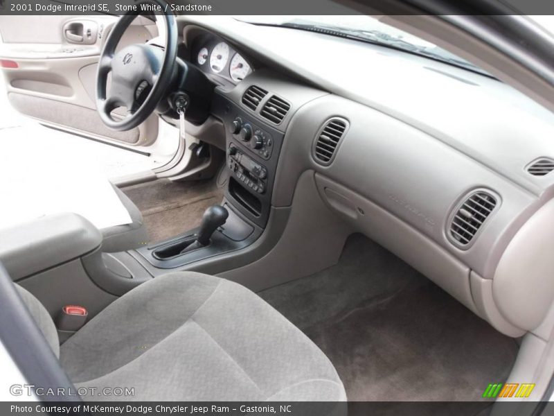 Stone White / Sandstone 2001 Dodge Intrepid SE