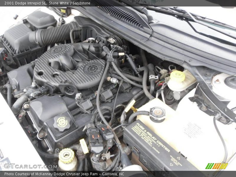 Stone White / Sandstone 2001 Dodge Intrepid SE