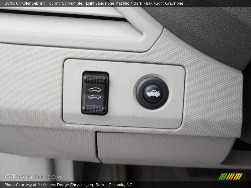 Light Sandstone Metallic / Dark Khaki/Light Graystone 2008 Chrysler Sebring Touring Convertible