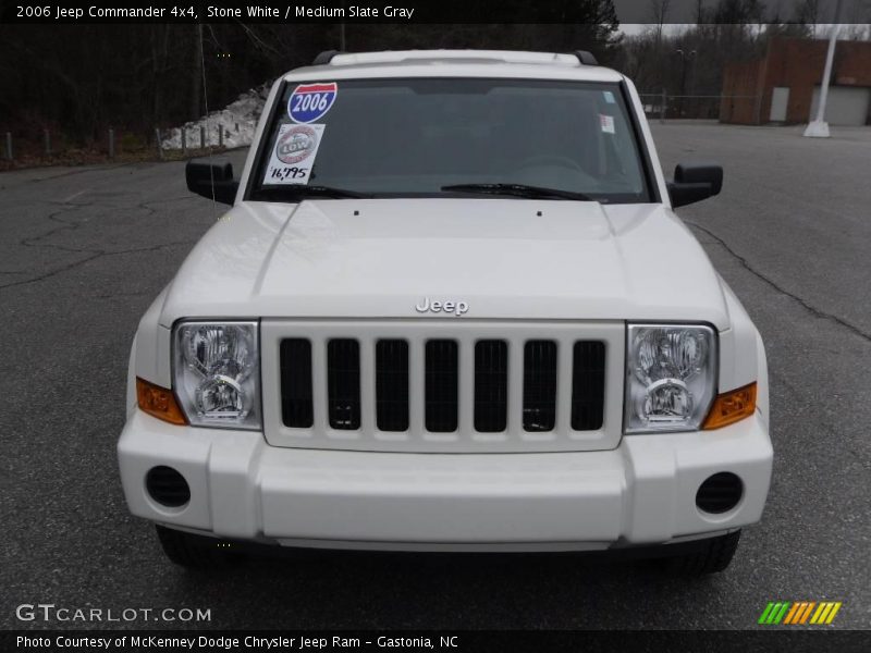 Stone White / Medium Slate Gray 2006 Jeep Commander 4x4