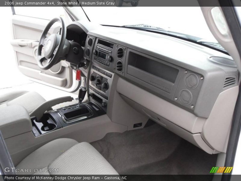Stone White / Medium Slate Gray 2006 Jeep Commander 4x4
