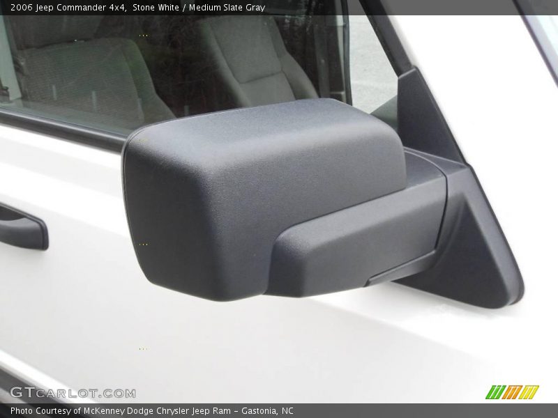 Stone White / Medium Slate Gray 2006 Jeep Commander 4x4