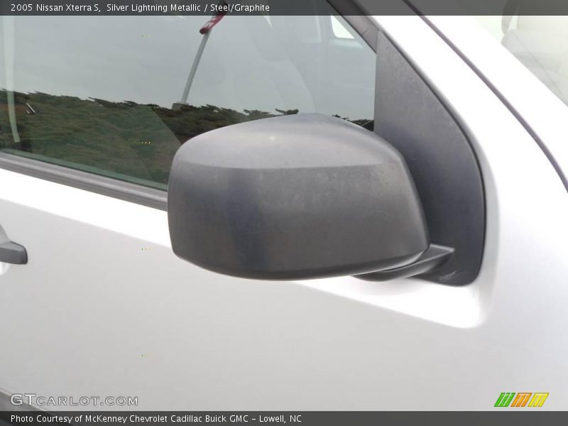 Silver Lightning Metallic / Steel/Graphite 2005 Nissan Xterra S