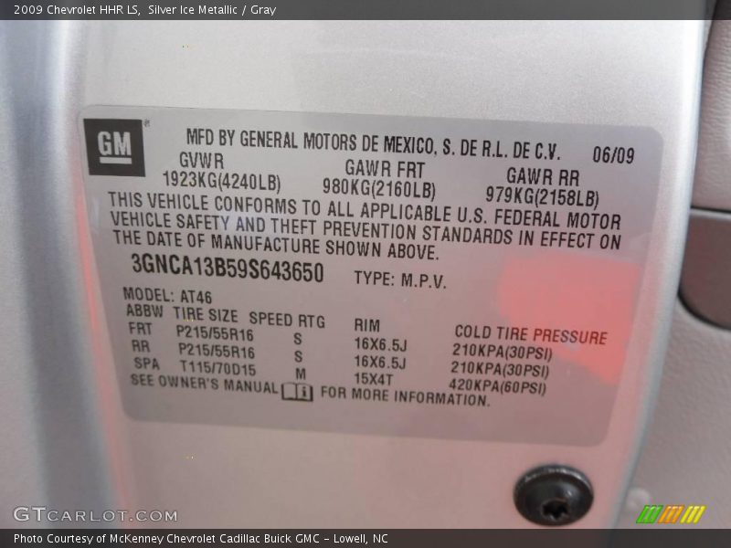 Silver Ice Metallic / Gray 2009 Chevrolet HHR LS