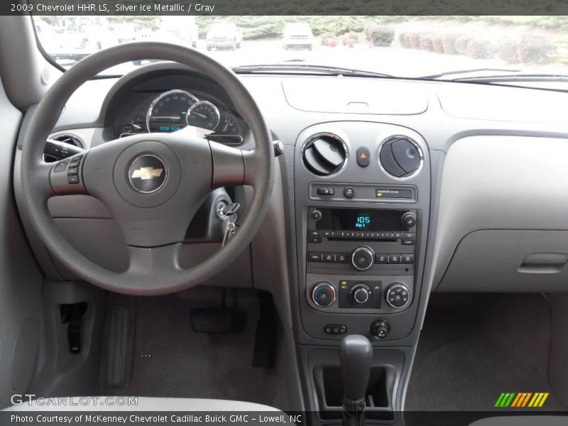 Silver Ice Metallic / Gray 2009 Chevrolet HHR LS