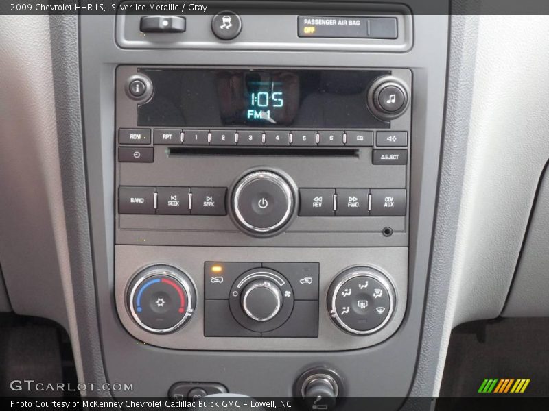 Silver Ice Metallic / Gray 2009 Chevrolet HHR LS