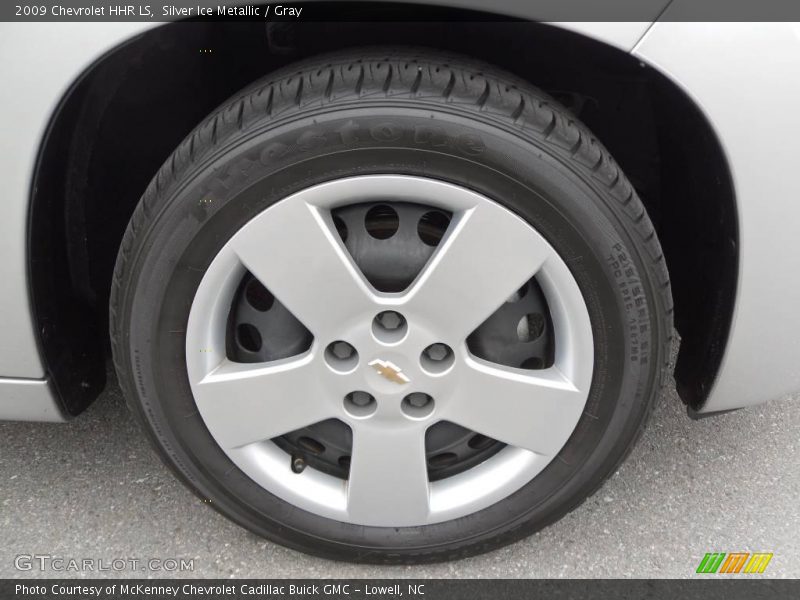Silver Ice Metallic / Gray 2009 Chevrolet HHR LS
