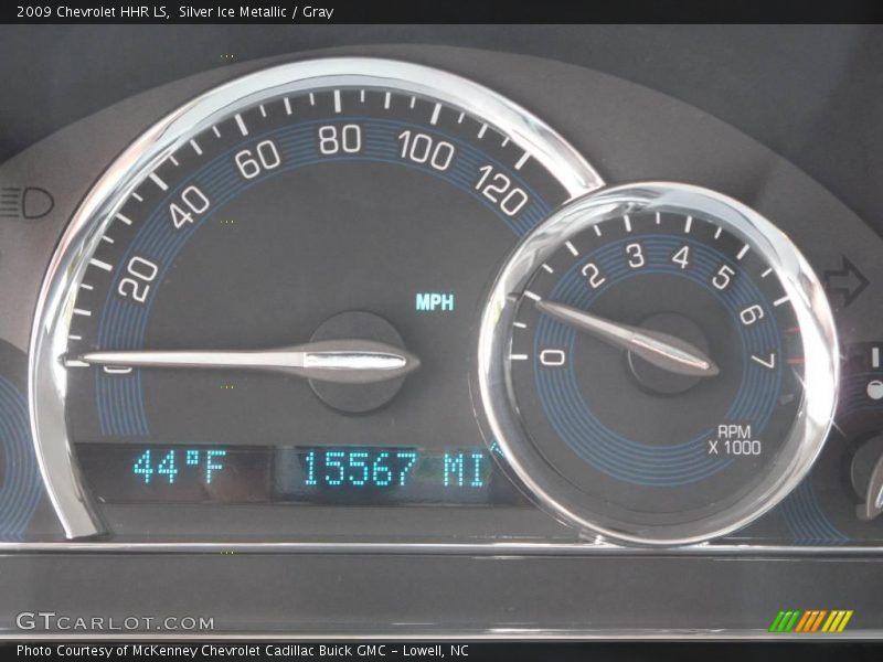 Silver Ice Metallic / Gray 2009 Chevrolet HHR LS