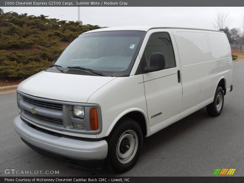 Summit White / Medium Gray 2000 Chevrolet Express G2500 Cargo