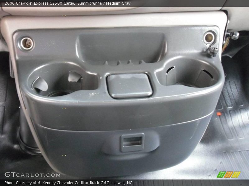 Summit White / Medium Gray 2000 Chevrolet Express G2500 Cargo