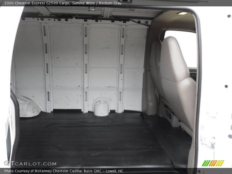 Summit White / Medium Gray 2000 Chevrolet Express G2500 Cargo