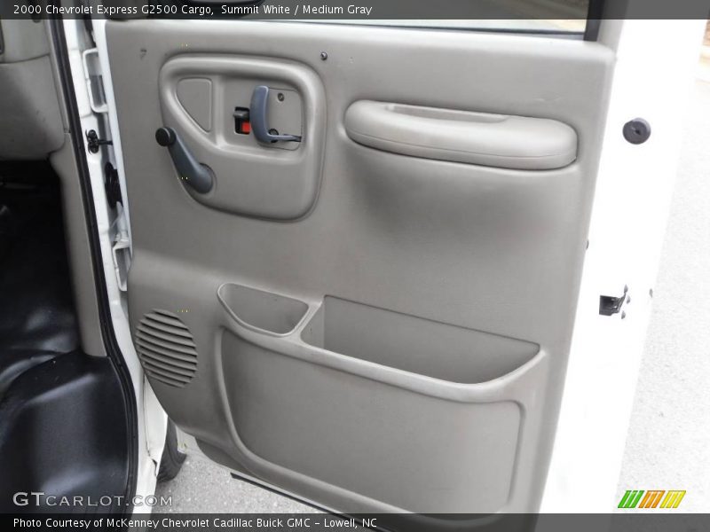 Summit White / Medium Gray 2000 Chevrolet Express G2500 Cargo