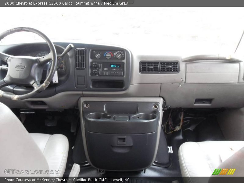 Summit White / Medium Gray 2000 Chevrolet Express G2500 Cargo