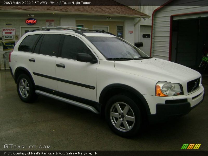 White / Taupe/Light Taupe 2003 Volvo XC90 2.5T AWD