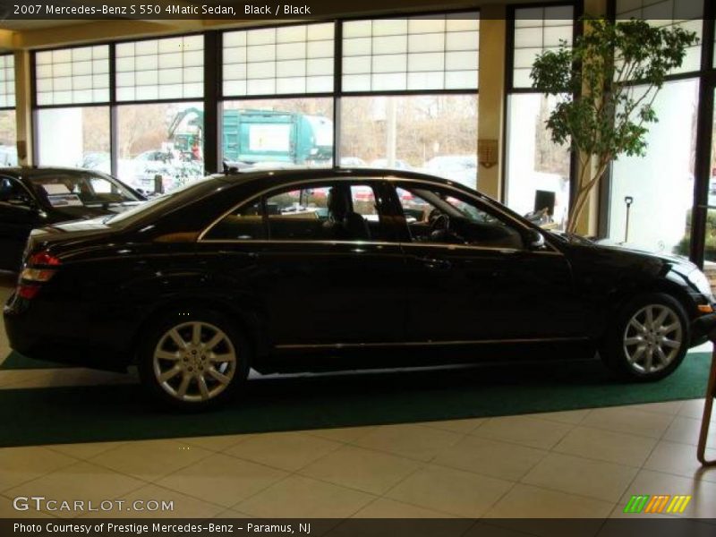Black / Black 2007 Mercedes-Benz S 550 4Matic Sedan