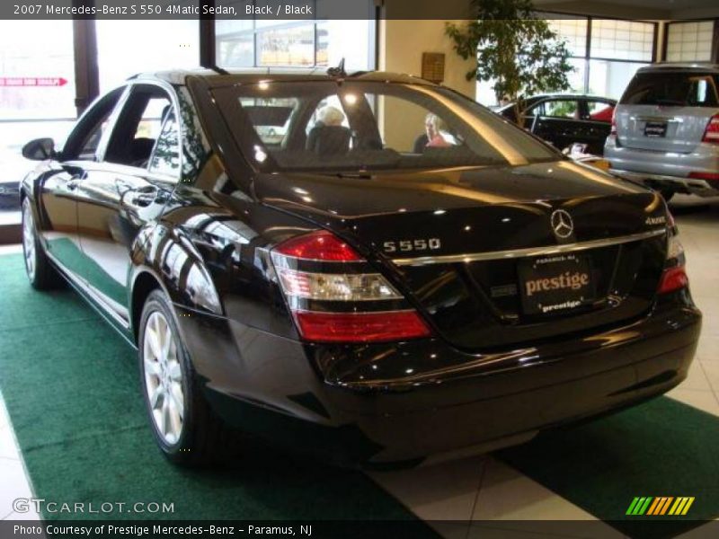 Black / Black 2007 Mercedes-Benz S 550 4Matic Sedan