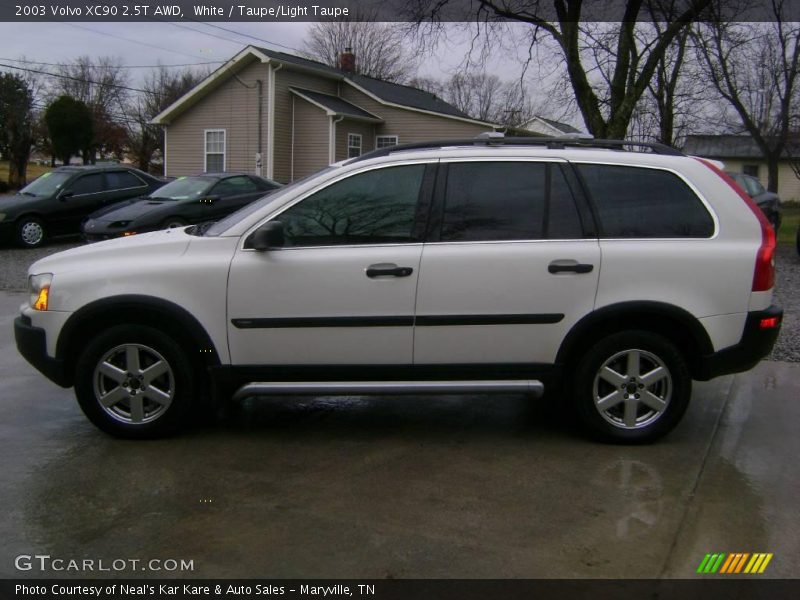 White / Taupe/Light Taupe 2003 Volvo XC90 2.5T AWD