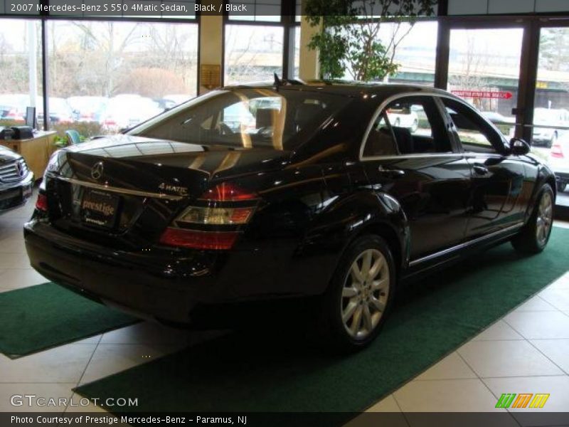 Black / Black 2007 Mercedes-Benz S 550 4Matic Sedan