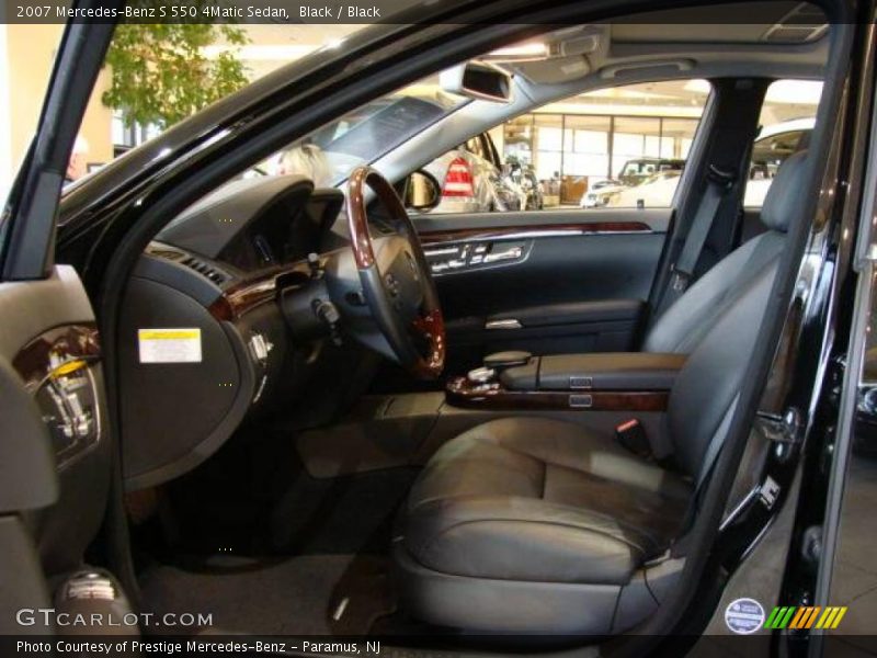 Black / Black 2007 Mercedes-Benz S 550 4Matic Sedan