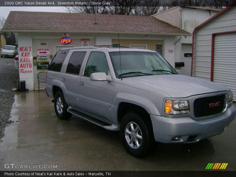 Silvermist Metallic / Stone Gray 2000 GMC Yukon Denali 4x4