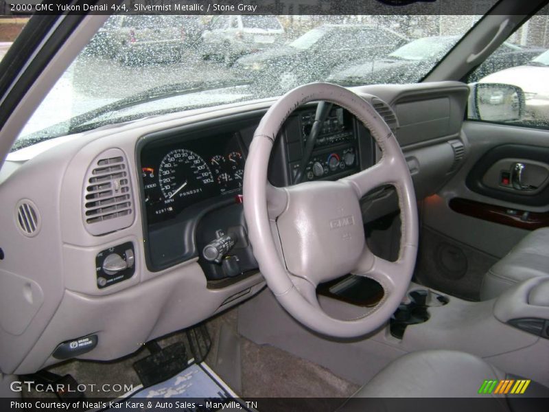 Silvermist Metallic / Stone Gray 2000 GMC Yukon Denali 4x4