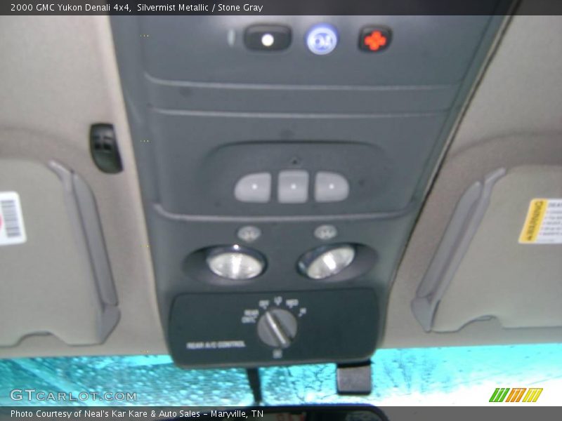 Silvermist Metallic / Stone Gray 2000 GMC Yukon Denali 4x4