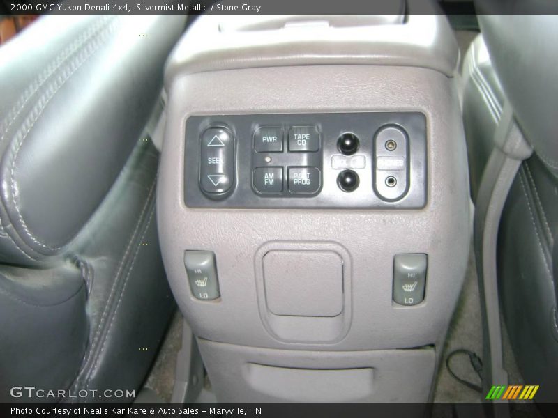 Silvermist Metallic / Stone Gray 2000 GMC Yukon Denali 4x4
