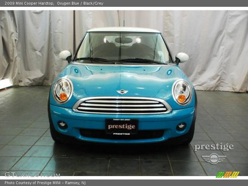 Oxygen Blue / Black/Grey 2009 Mini Cooper Hardtop