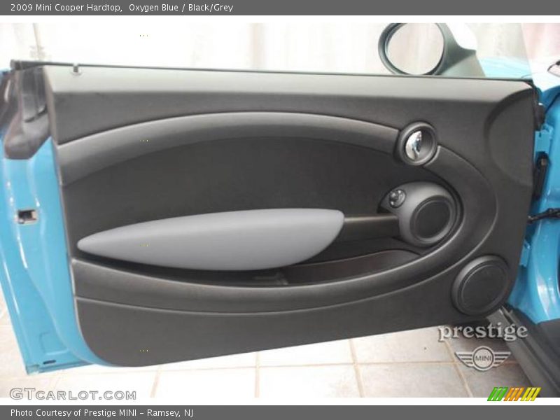 Oxygen Blue / Black/Grey 2009 Mini Cooper Hardtop