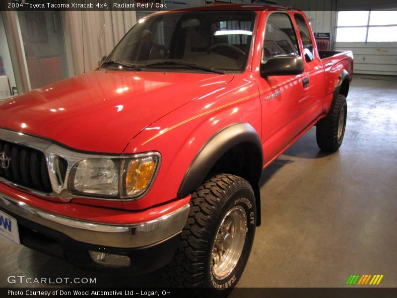 Radiant Red / Oak 2004 Toyota Tacoma Xtracab 4x4